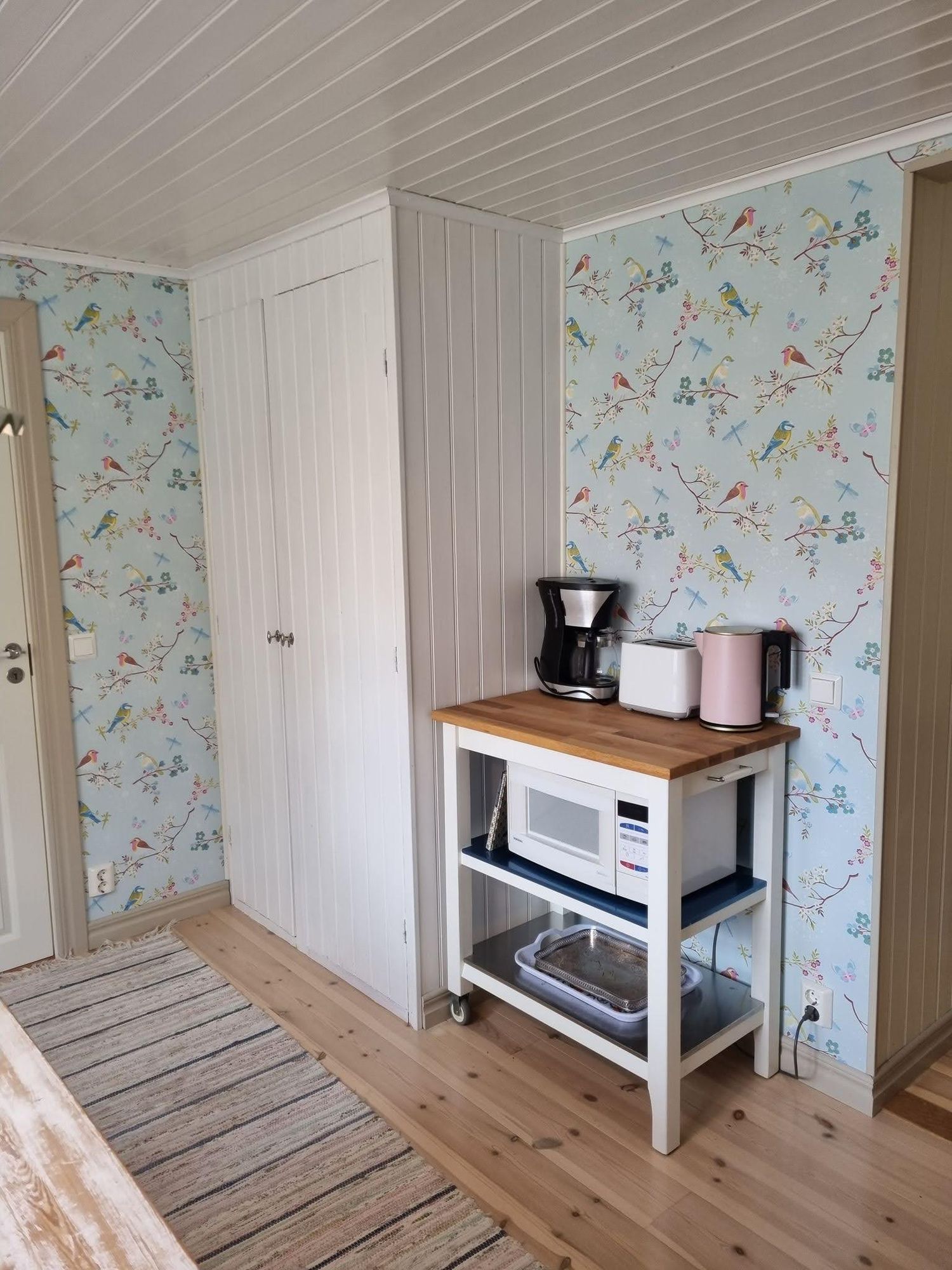 Soligt med stor tomt – bild 9 av 24
