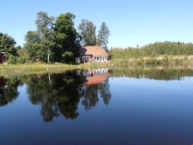 Sjö Villa vackert och lugnt beläget Uppland -SE
