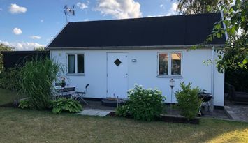 Gäststuga innanför murarna i Åhus