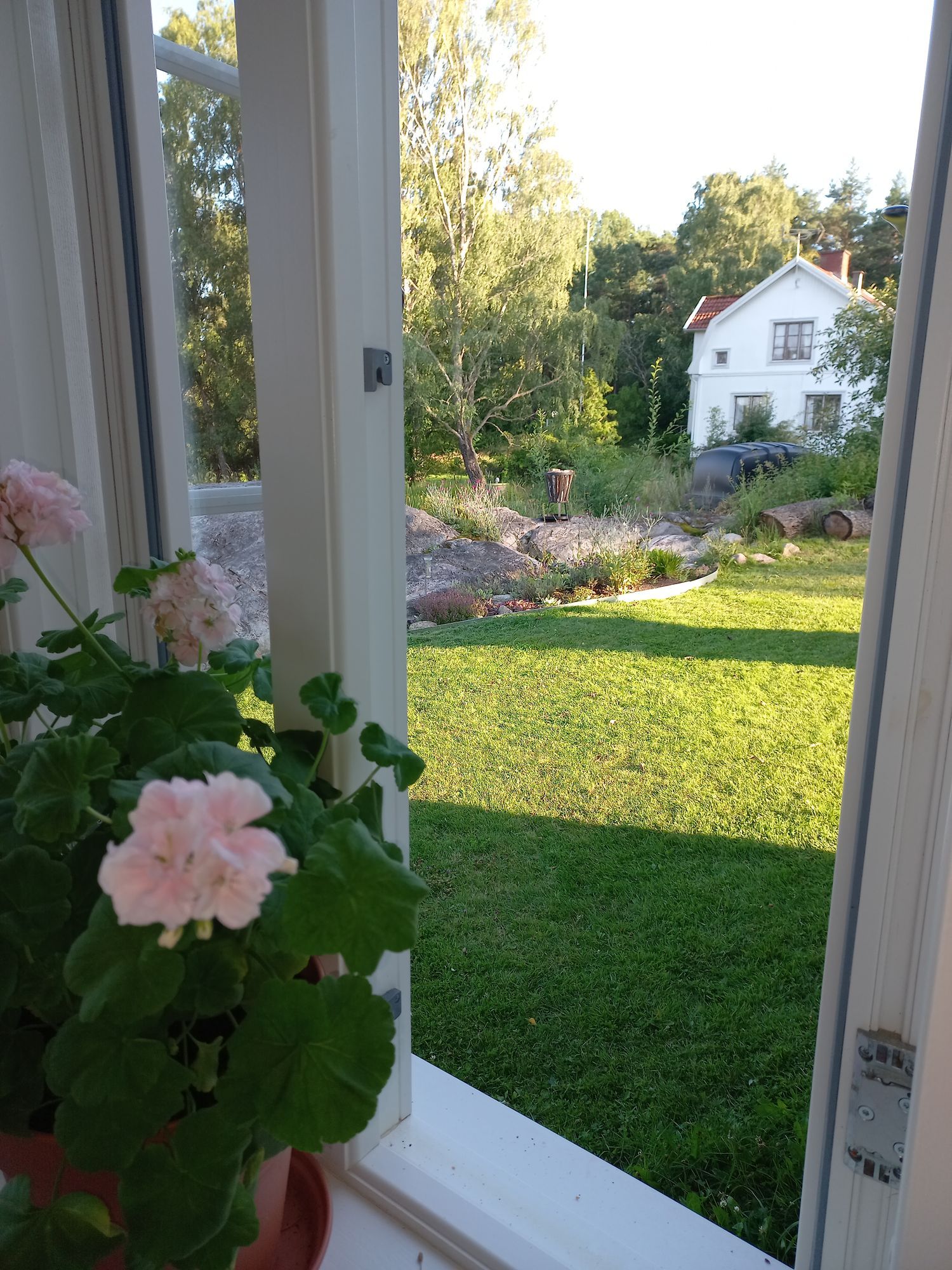 Stuga på Kållandsö – bild 7 av 24