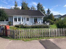 Rymlig villa 300m från barnvänlig strand