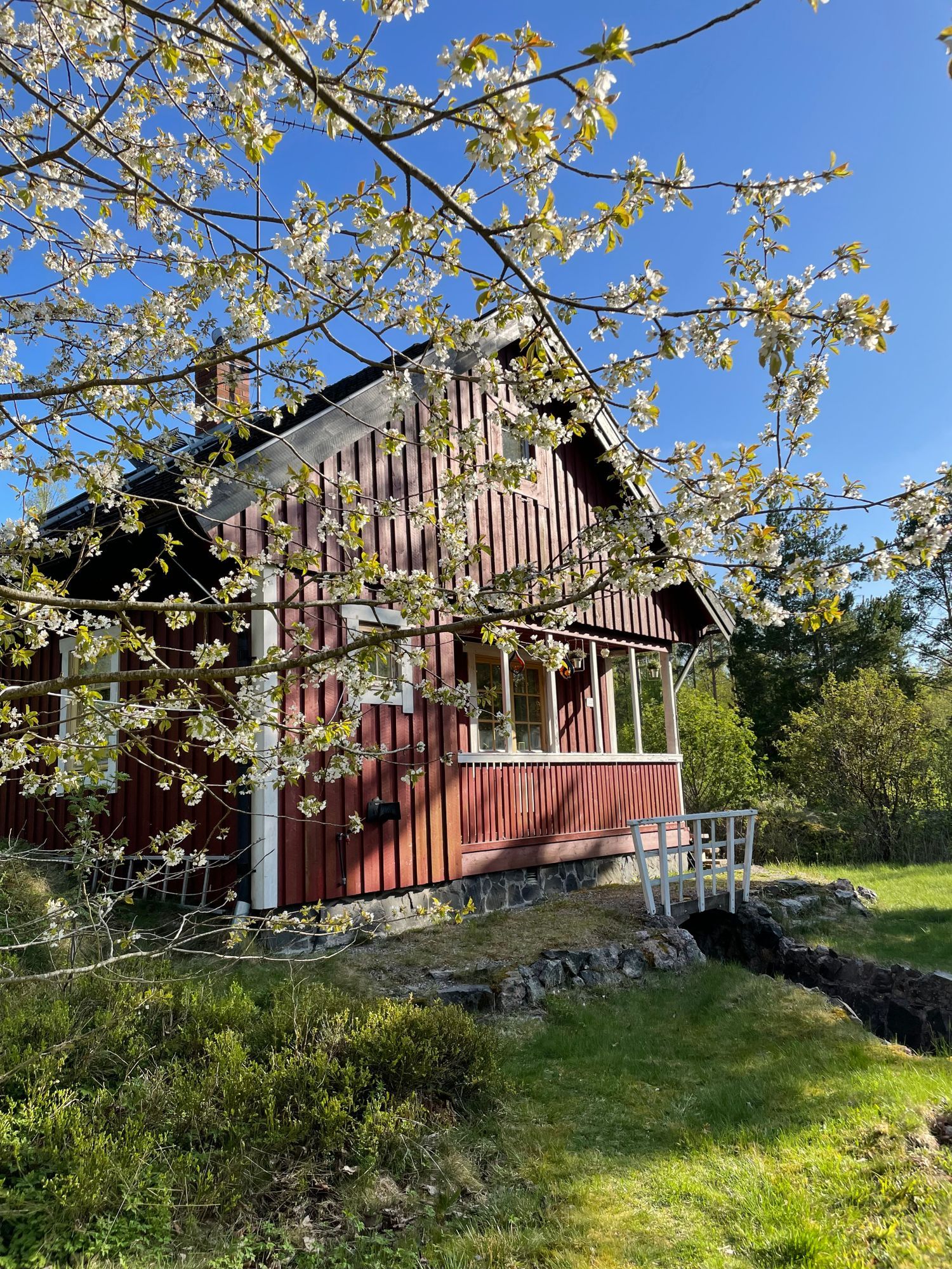 Havsnära hus med alla bekvämligheter