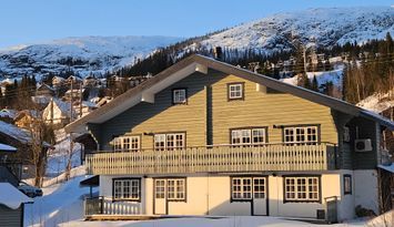 Ski in, Nära Tegeliften, Skidbuss och Tegetornet