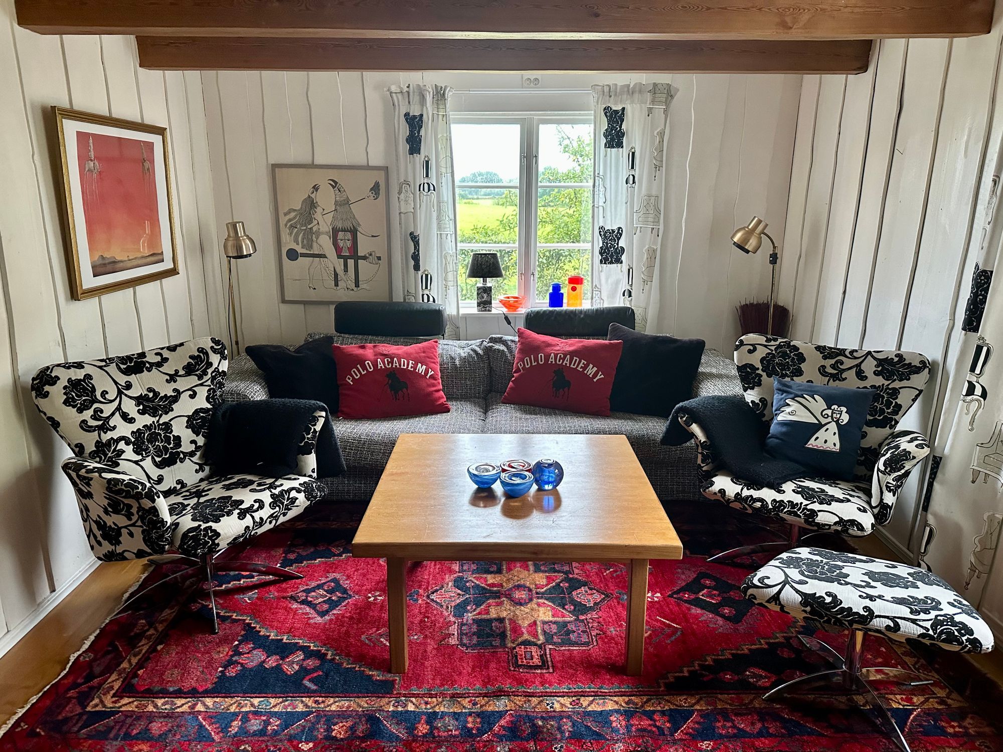 Havsnära med glasveranda, stor tomt och bastu. – bild 9 av 24