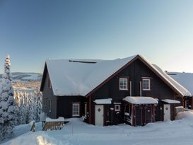 Hus i Klövsjö med fantastiskt läge