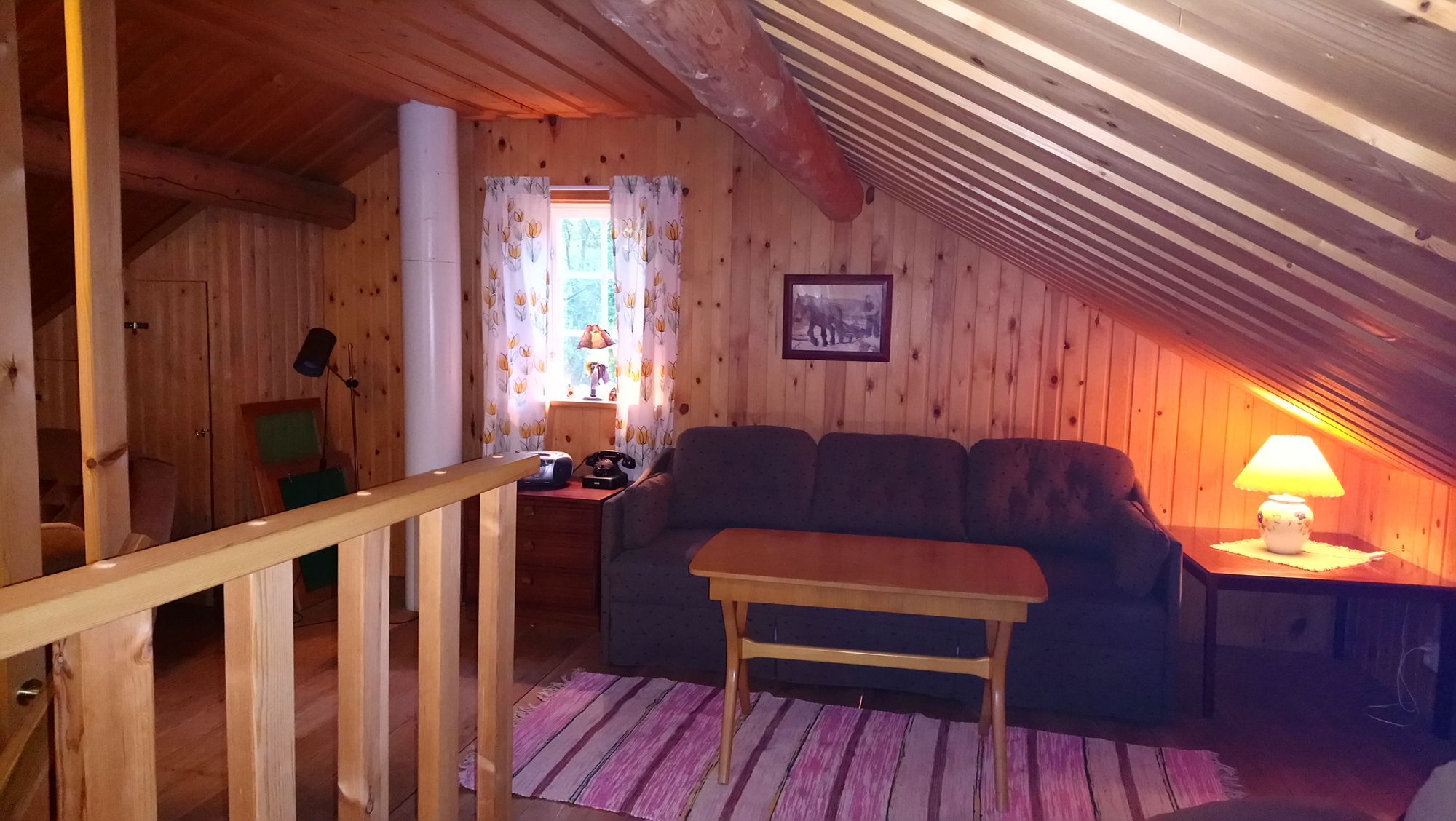 Stuga vid Lungsjön – bild 6 av 9