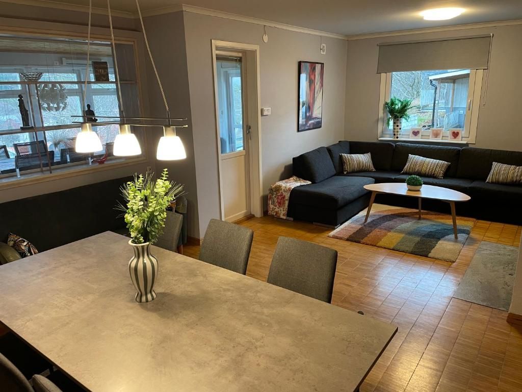 Stort Hus, underbar utsikt och 3 min till Isaberg – bild 7 av 24