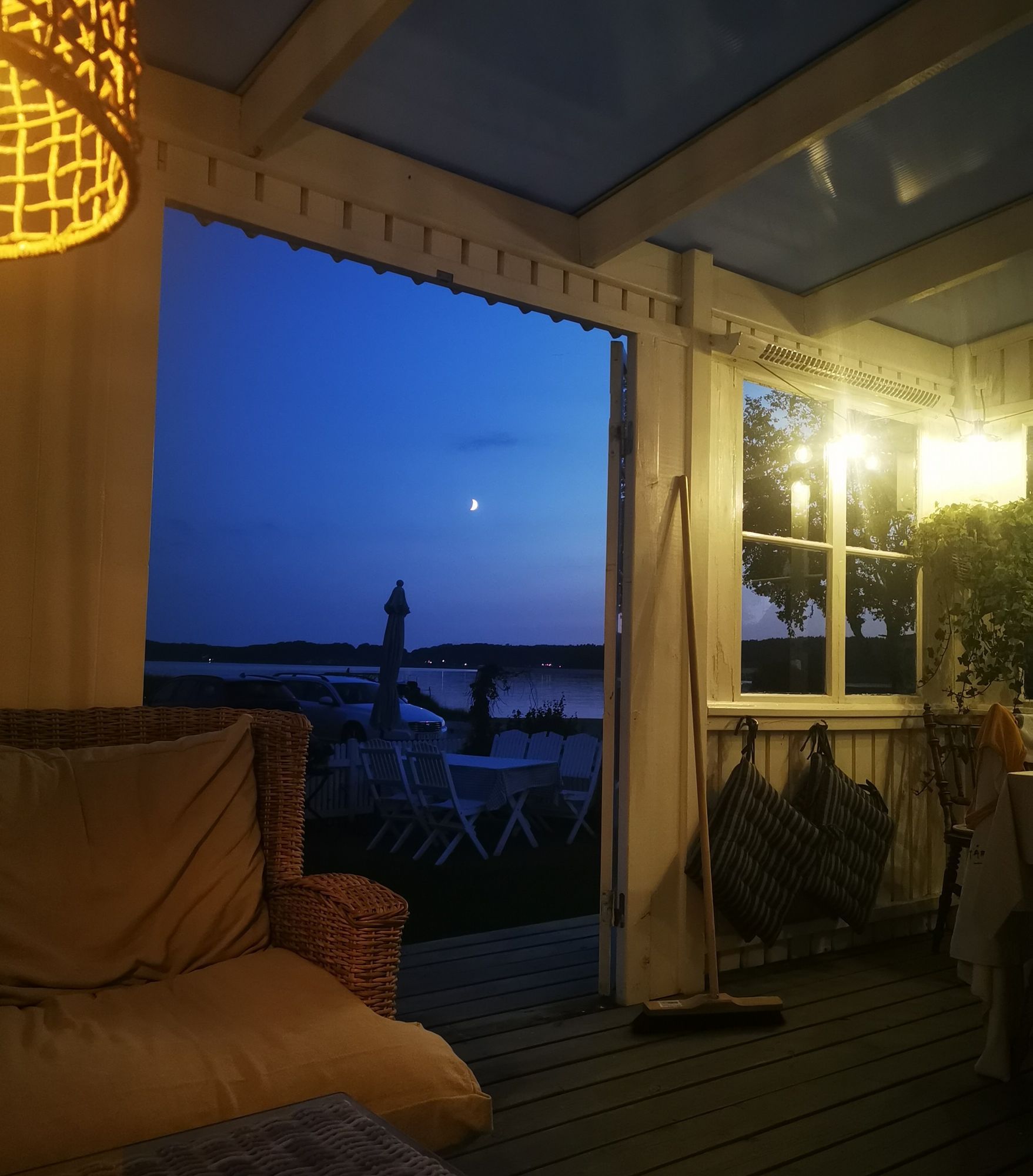 Stuga med strandtomt – bild 13 av 13