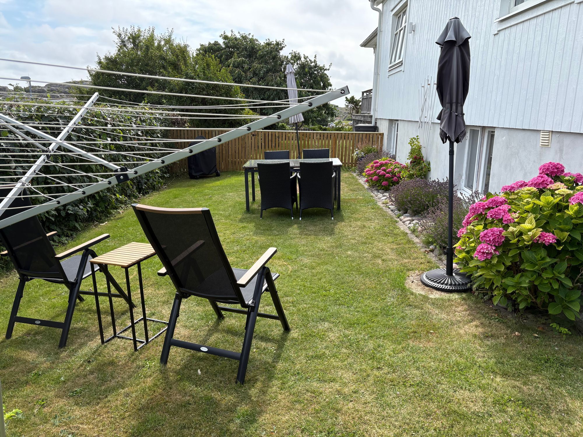Sommarboende i lägenhet i villa nära fin badplats – bild 15 av 19