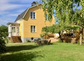 Stor villa centralt i Visby