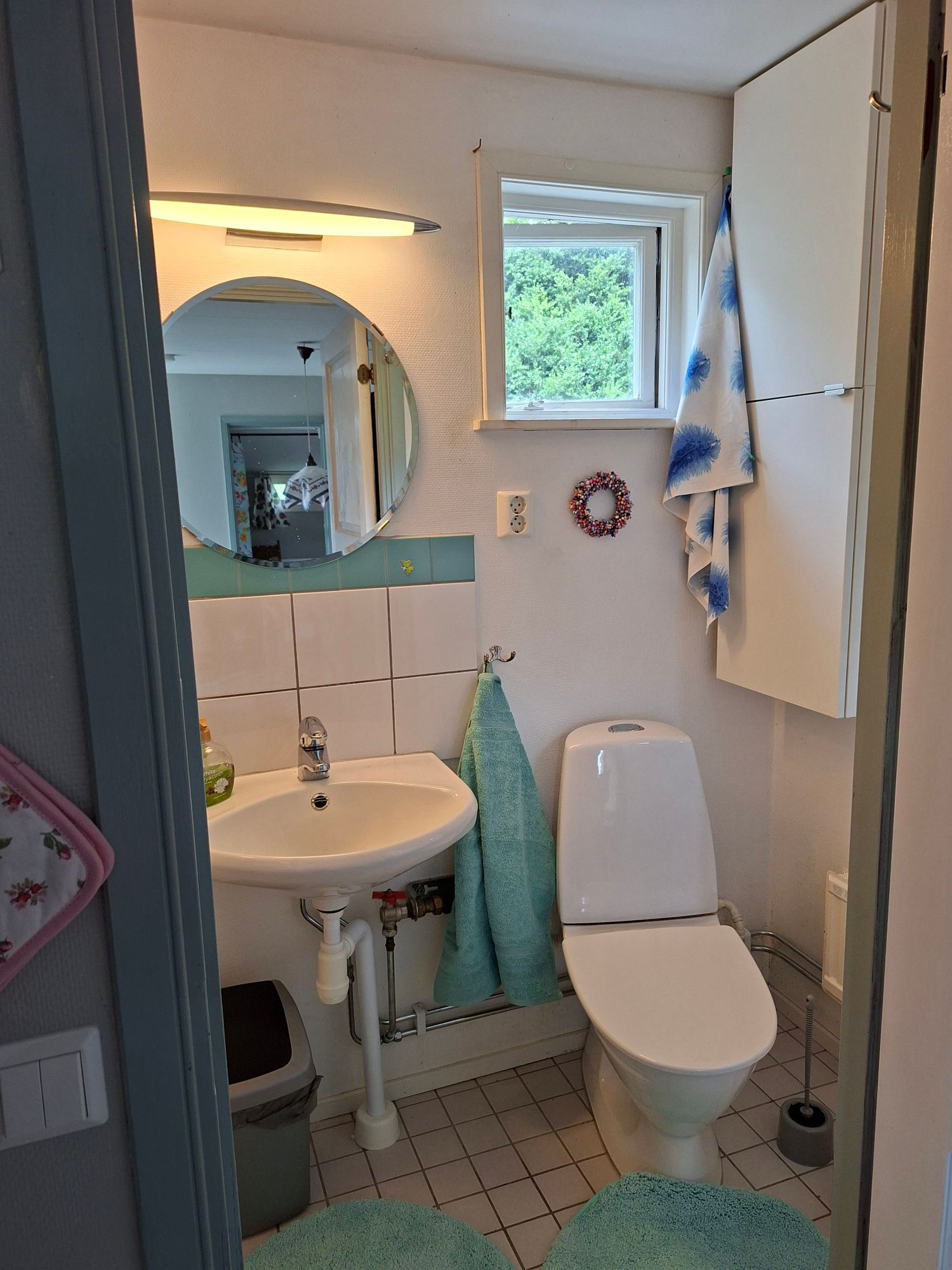 Mysigt litet hus på landet. – bild 18 av 24