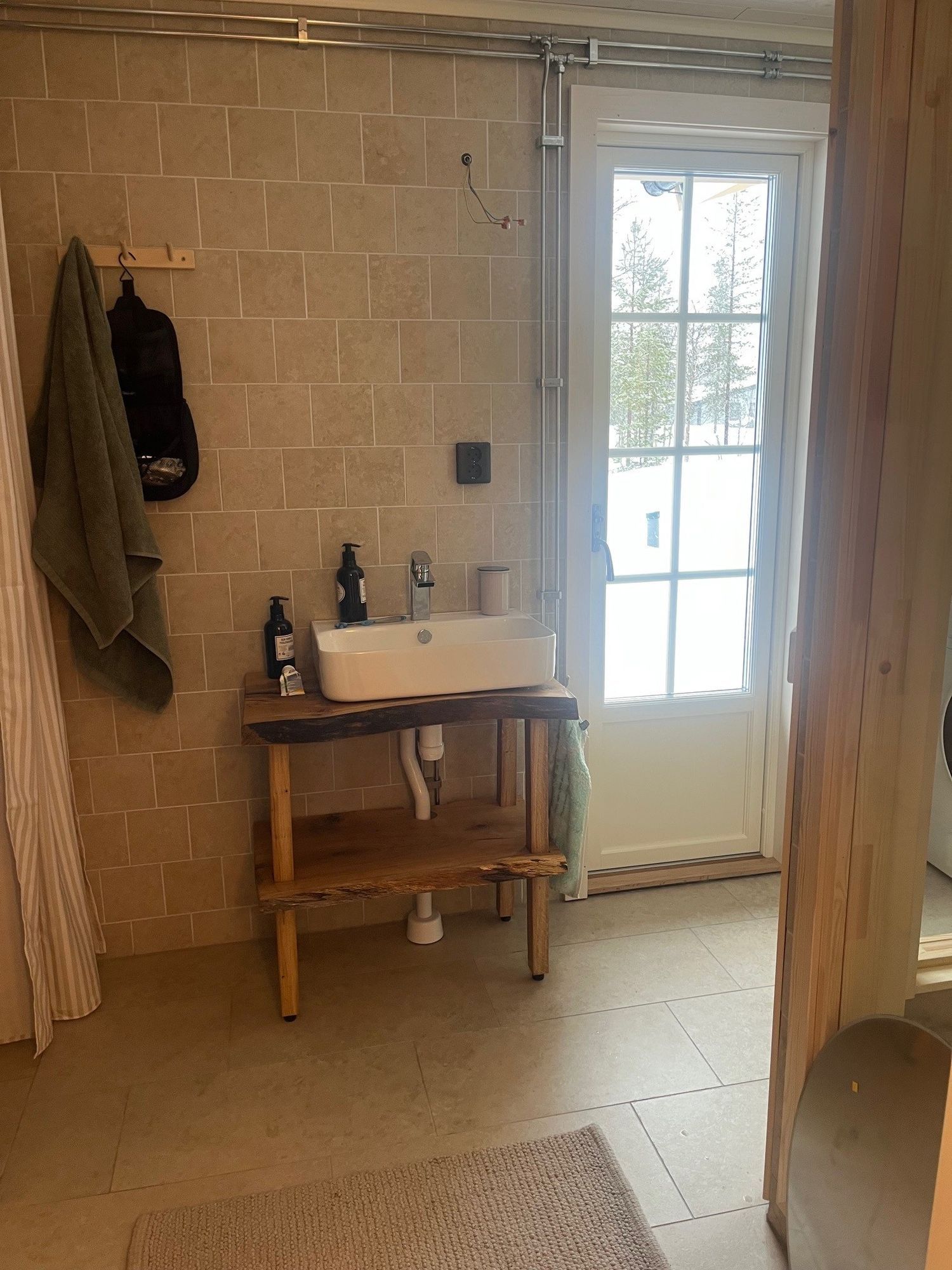 Mysig nyrenoverad stuga i Fjätervålen. – bild 10 av 14