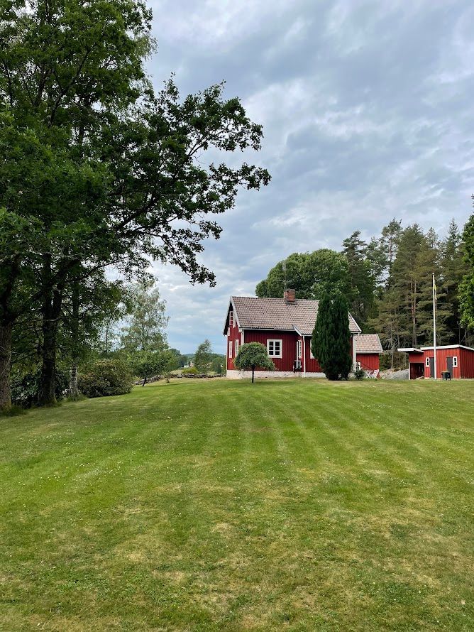 Nyrenoverat torp i rogivande omgivningar – bild 4 av 20