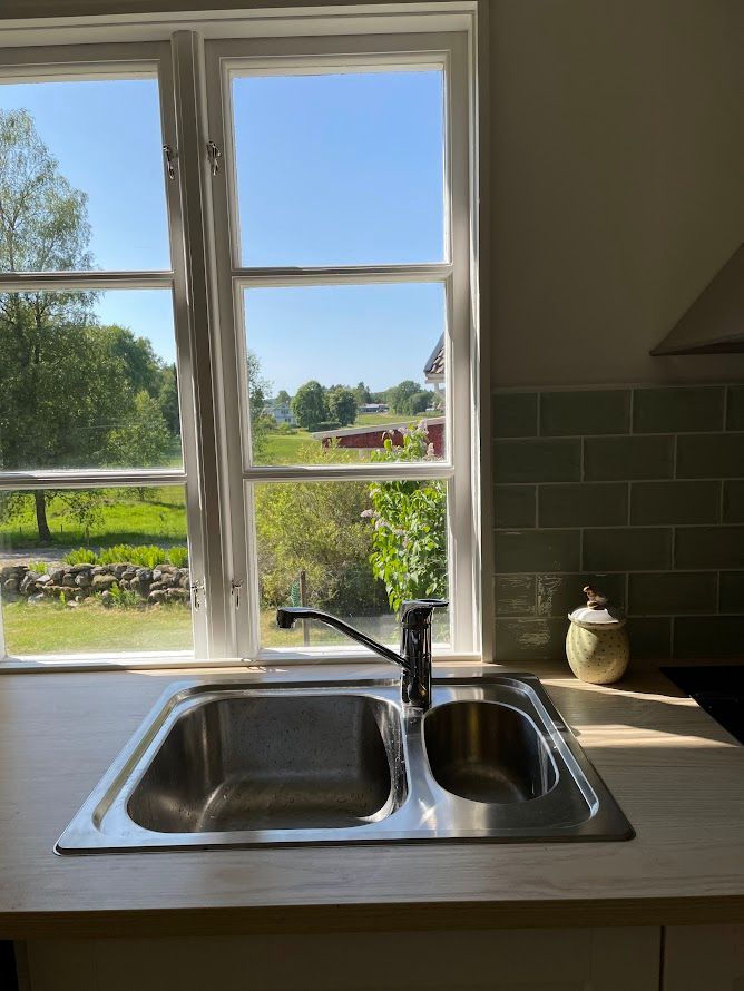 Nyrenoverat torp i rogivande omgivningar – bild 11 av 20