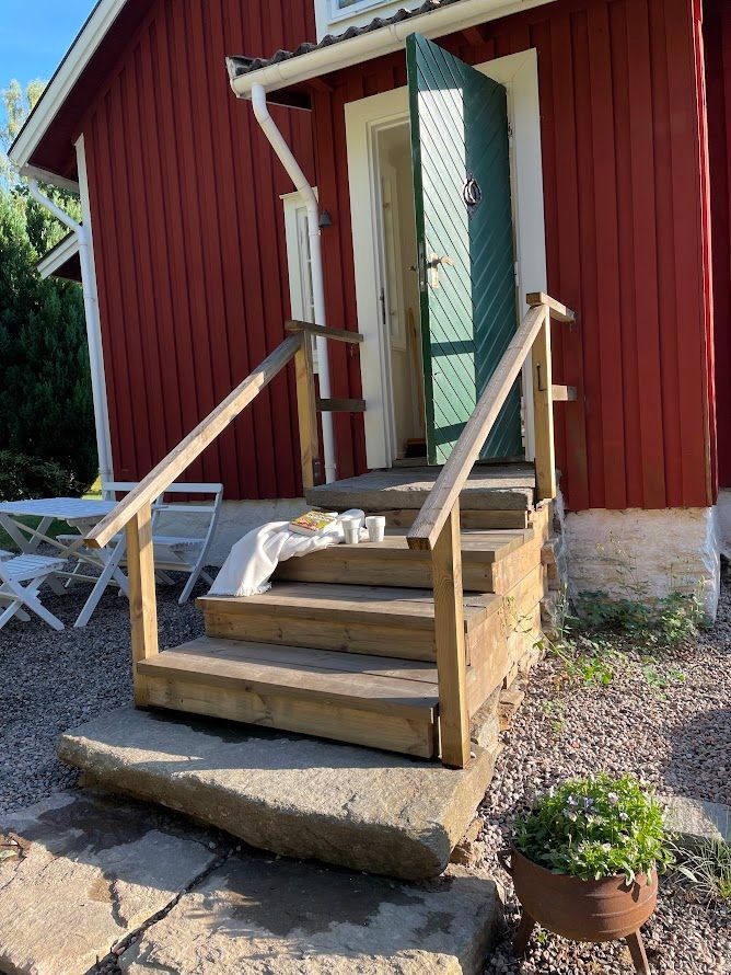 Nyrenoverat torp i rogivande omgivningar – bild 5 av 20