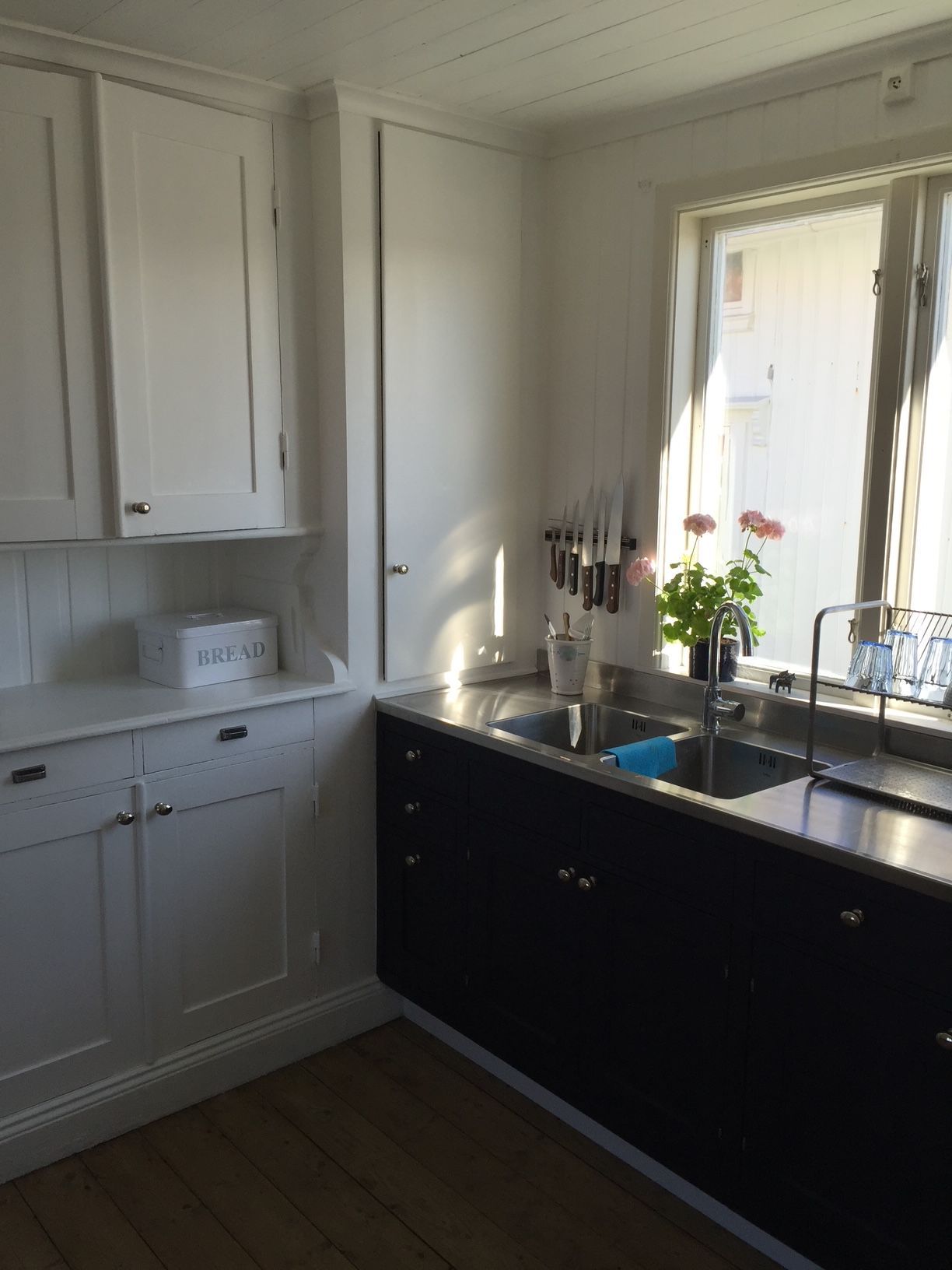 Skärgårdshus med havsutsikt – bild 6 av 15