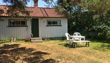 Cosy cottage close to beach and bus to Strömstad