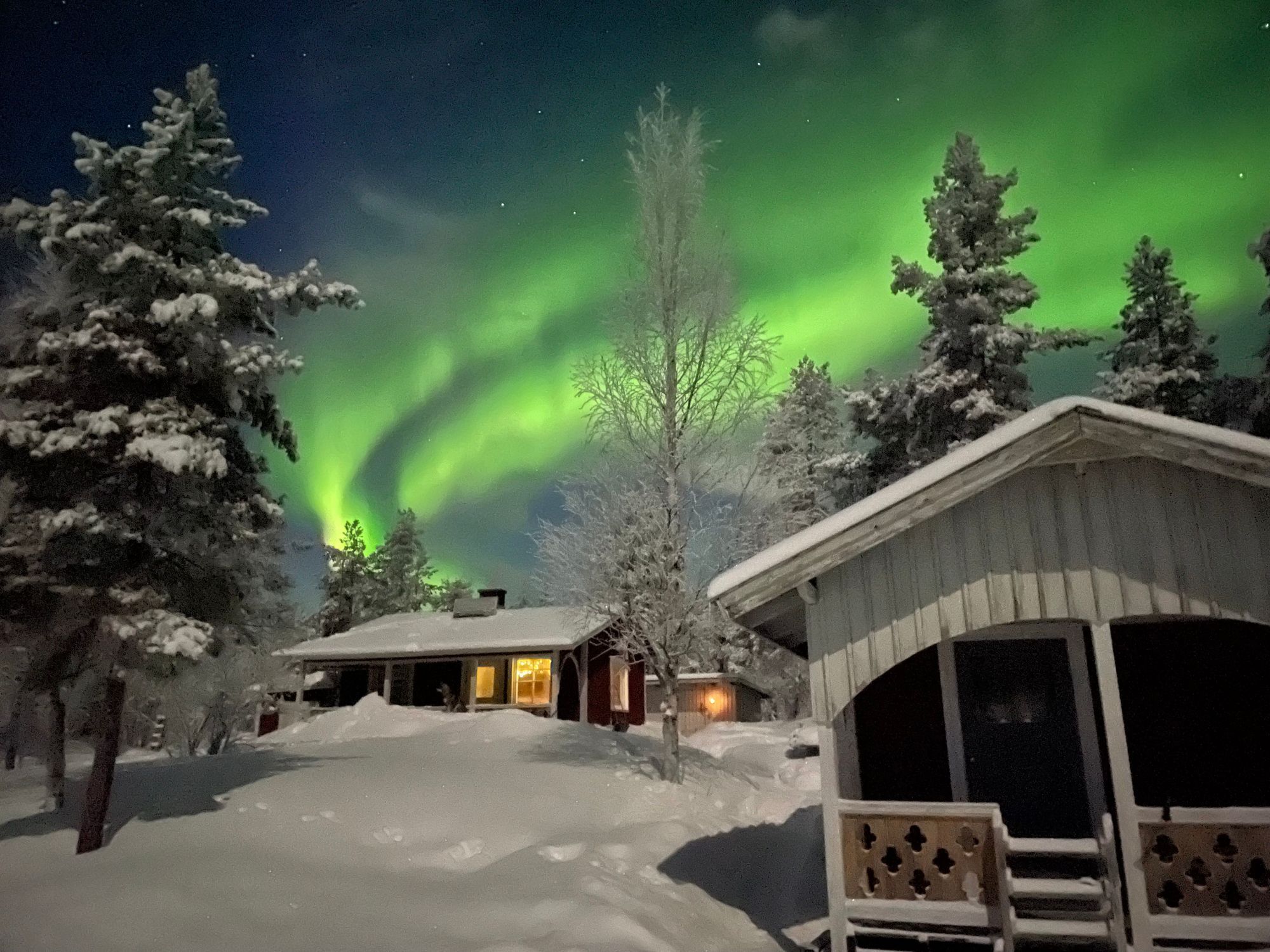 Skogsstuga i Lappland – Tystnad & Natur