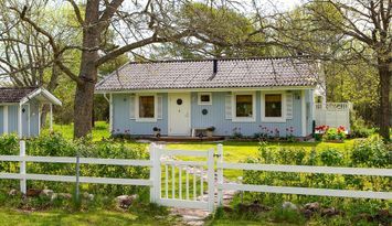 En avskild pärla bland fjärilar och ekar.