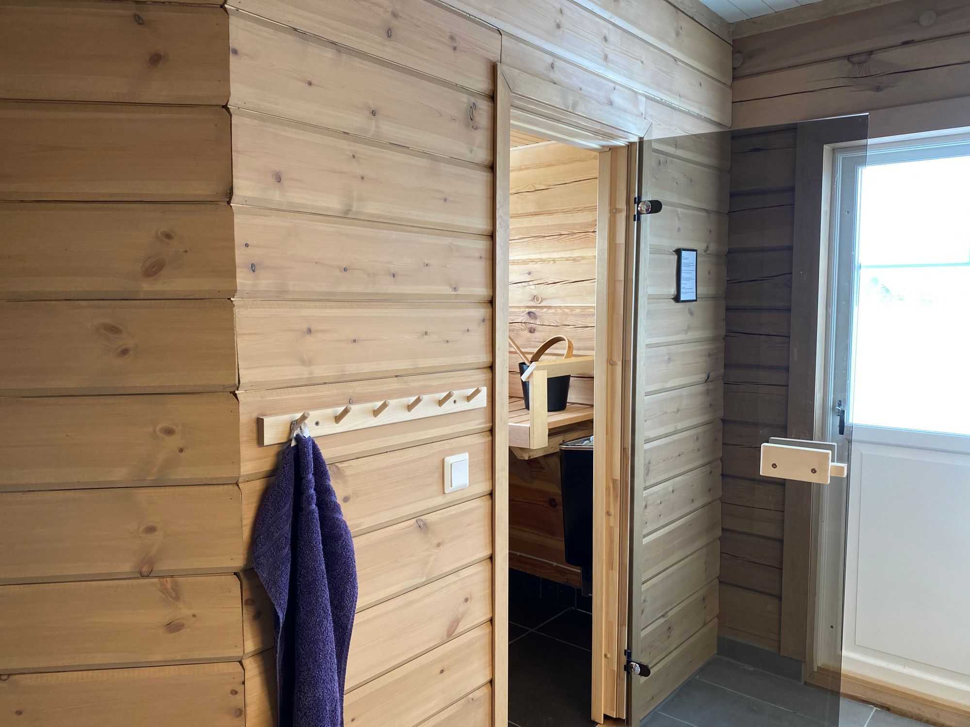 Villa Fjällsaga, timmerhus med ski-in/ski-out läge – bild 14 av 23