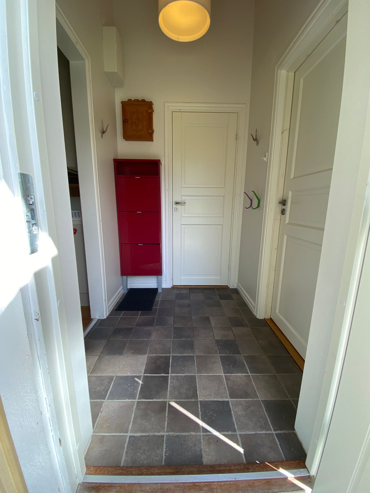 Modern stuga i Furuboda, mellan Åhus och Österlent – bild 9 av 12
