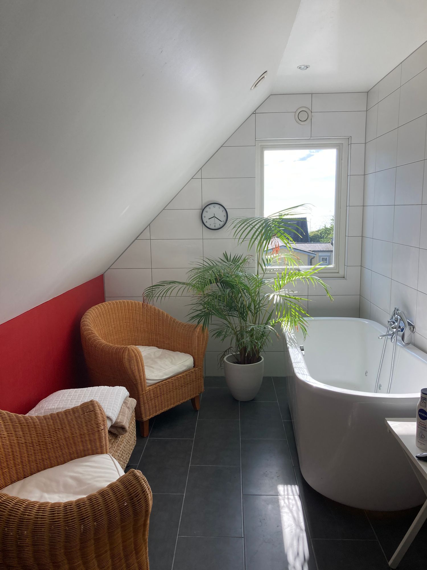 Havsnära poolvilla på Österlen – bild 15 av 16