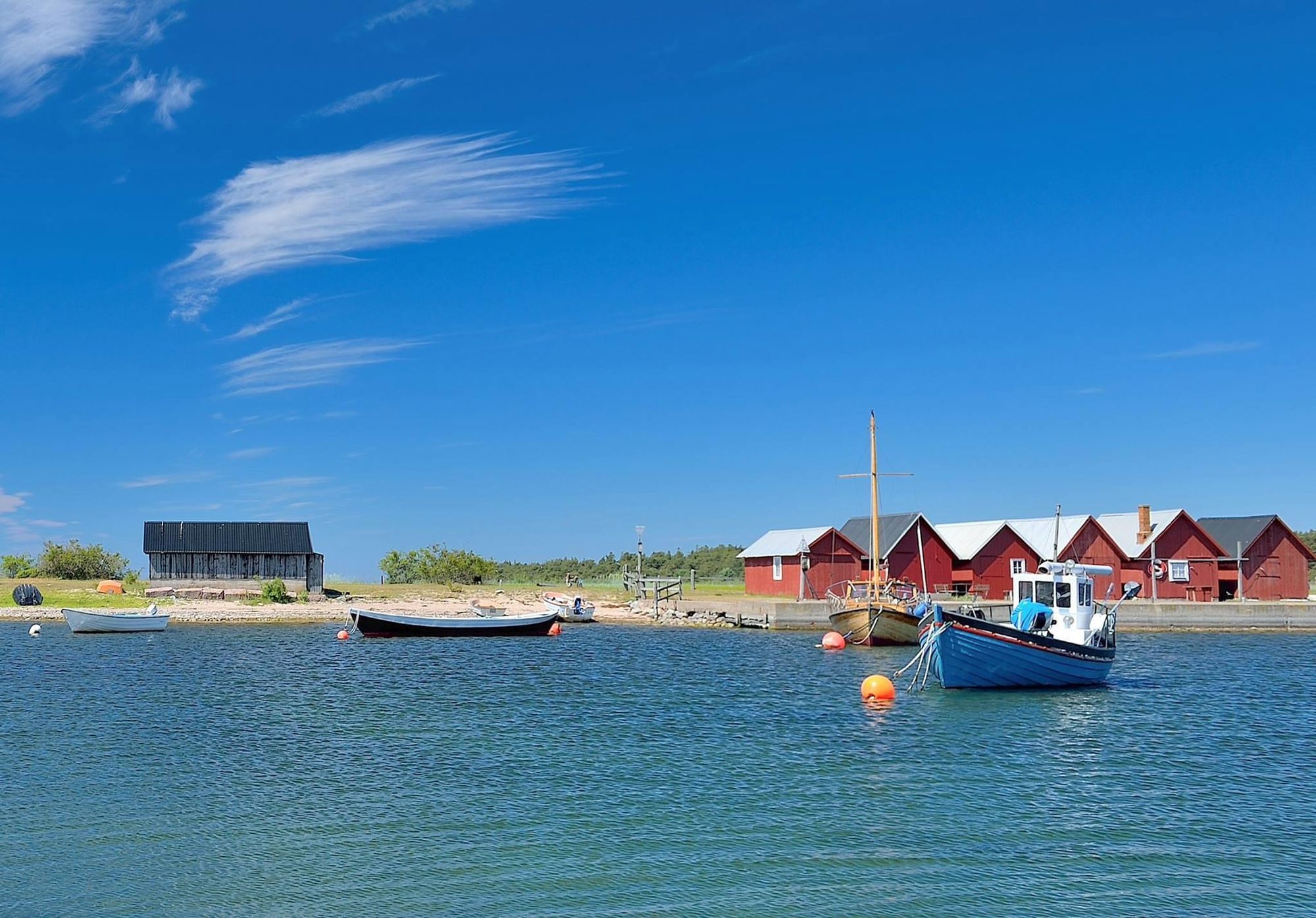 Fint och fräscht fritidshus i Kovik nära havet – bild 17 av 21