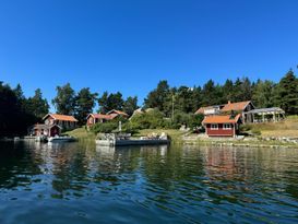 Udden Lådna, Värmdö,  seaplot very private located