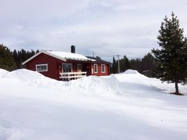 LOFSDALSFJÄLLEN mysig välutrustad timmerstuga