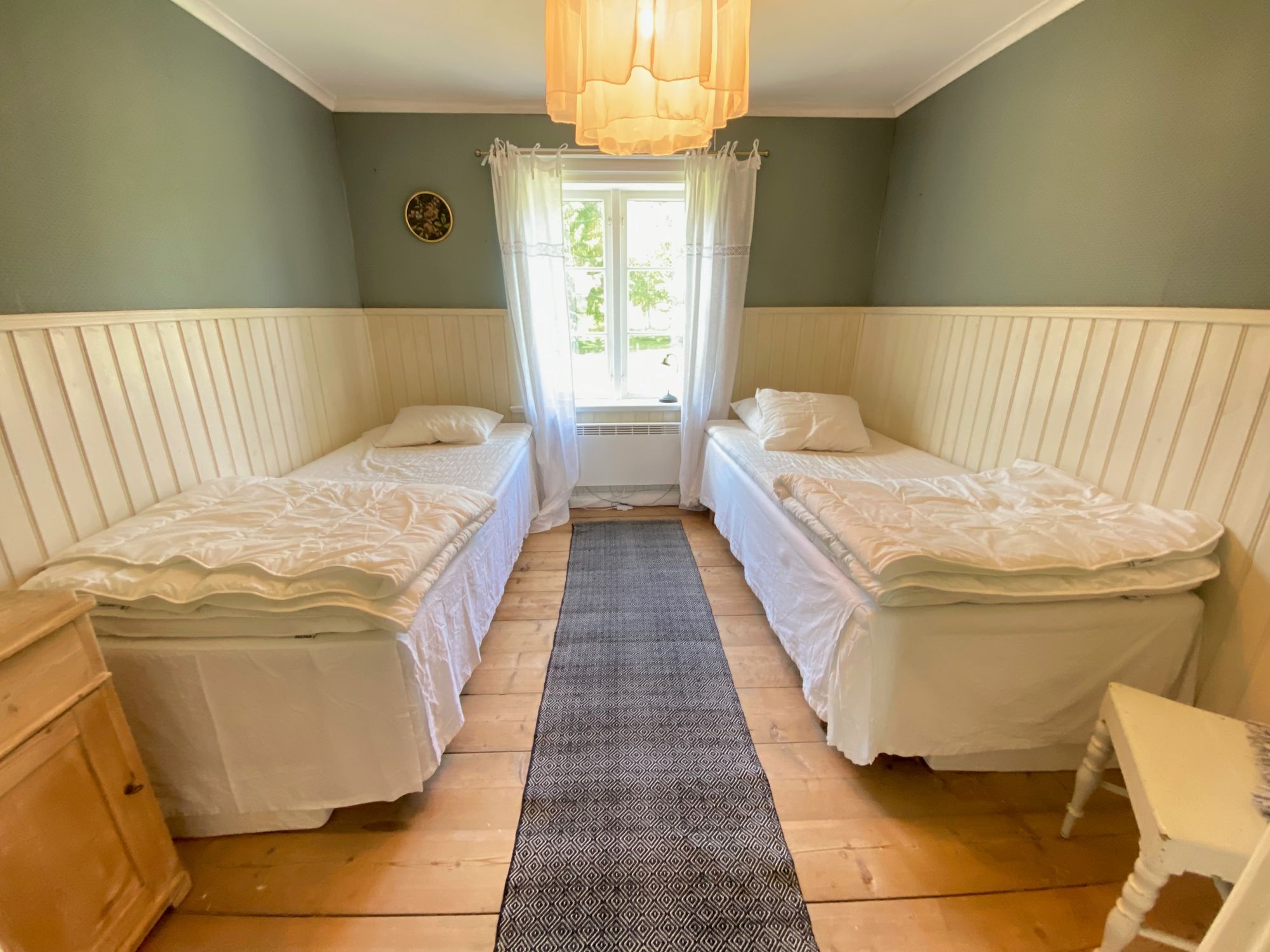 Familjevänlig Hälsingegård nära sjö – bild 7 av 24