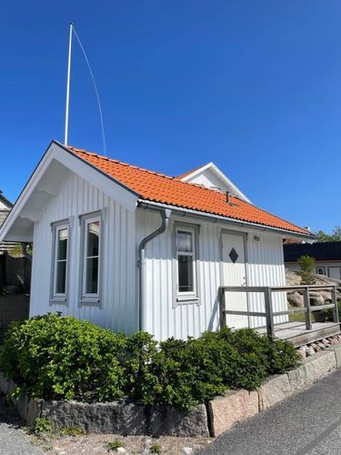 Stuga i Fjällbacka med 2 + 2 bäddar #38255