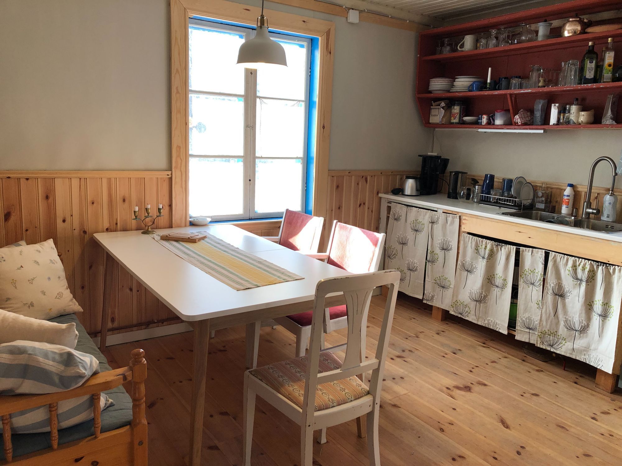 Mysig Sommarstuga utanför Näsåker – bild 7 av 12