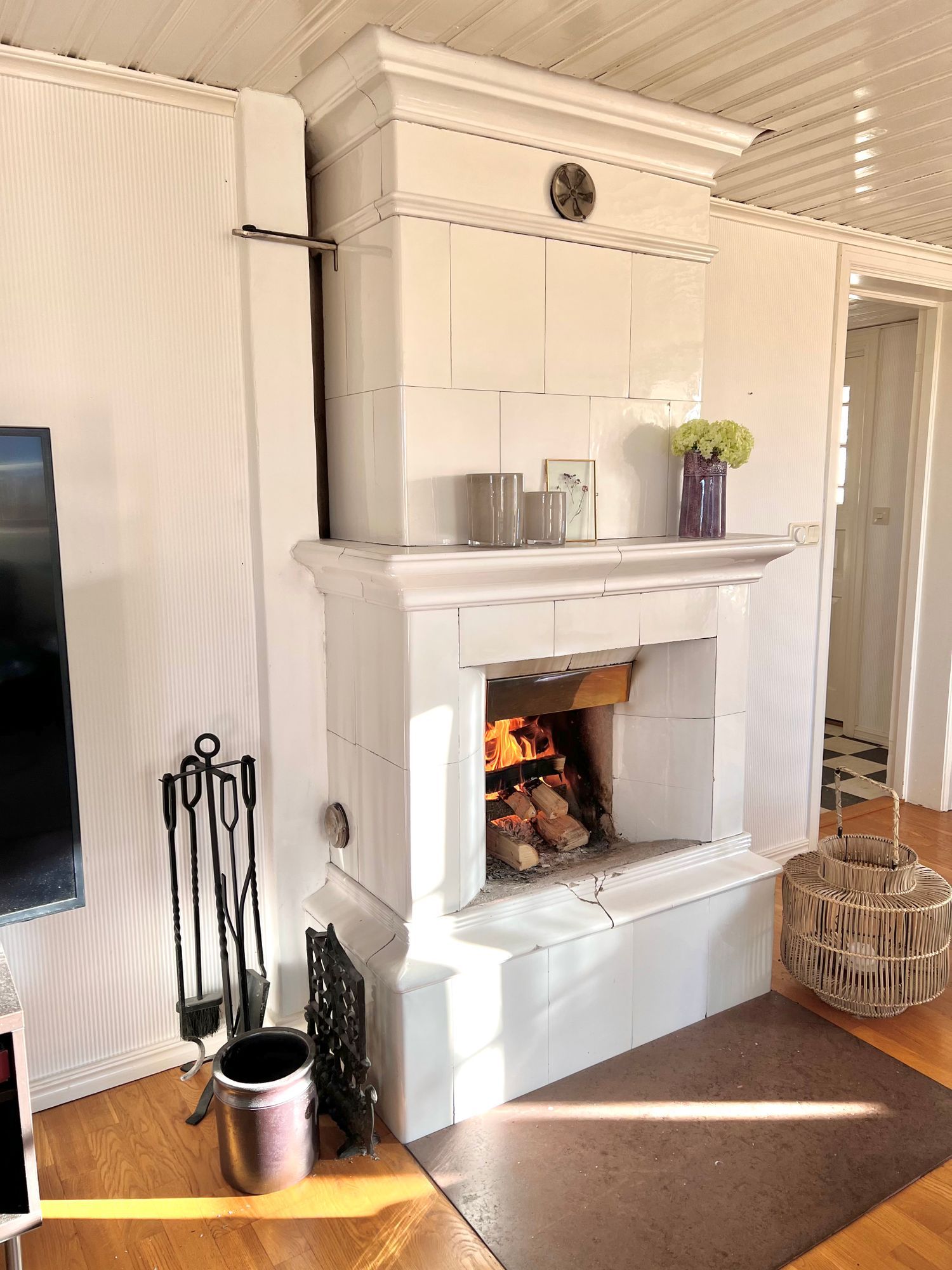 Charmig Ölandsgård med pool – bild 4 av 14