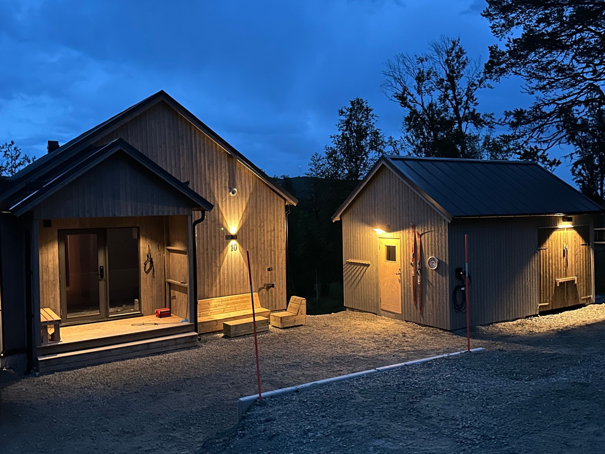 Bruksvallarna - Nybyggt arkitektritat hus – bild 3 av 24