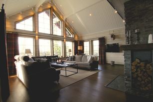 ÅRE BJÖRNEN NYÅR, Trivsam lägenhet 8 bäddar 145 m2