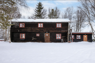 Rymlig 4:a med 2 badrum i Ljusnedal, nära Funäsdal