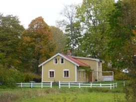 GAMLEGÅRDEN. Rymligt o fräscht, båt o fiske i sjön