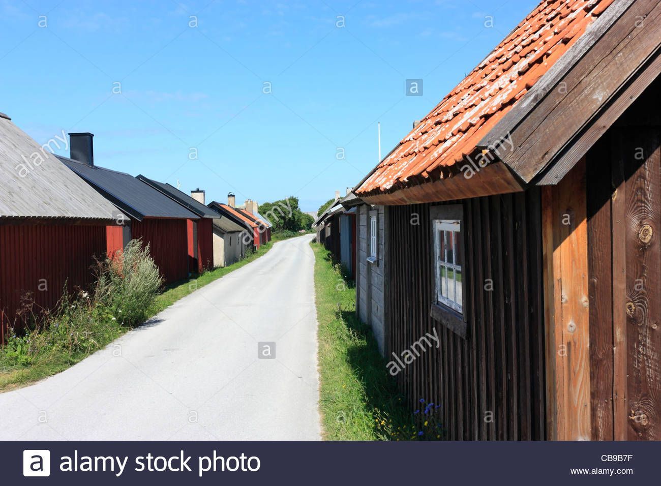 Havsnära stuga med stor tomt. – bild 4 av 12