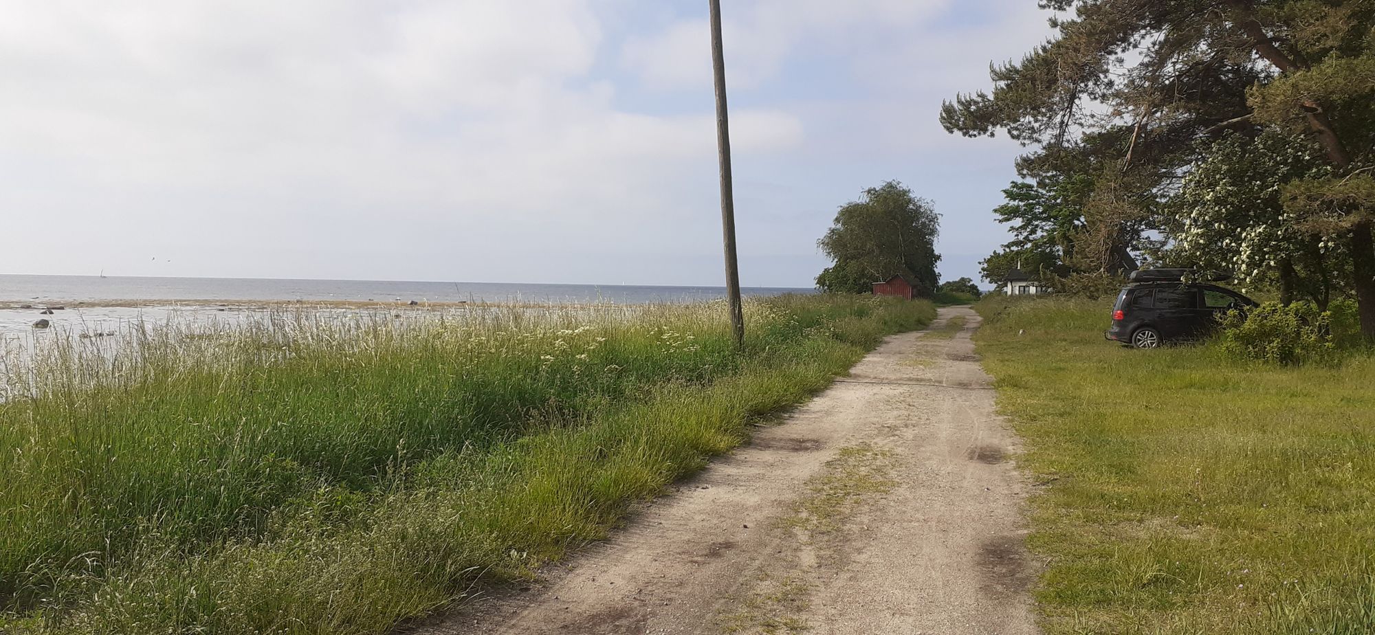 Stuga alldeles vid havet – bild 5 av 17