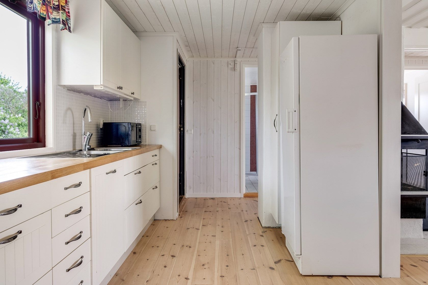 Havsnära hus i Ronehamn på Gotland – bild 7 av 24