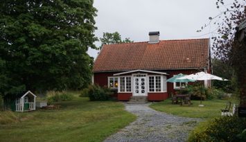 Charmigt sommarhus vid Mälaren