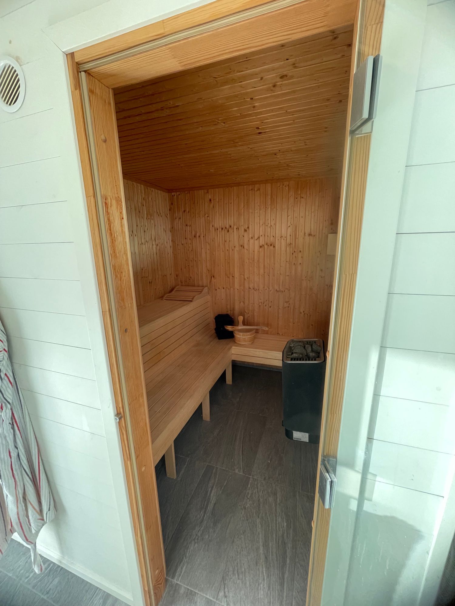 Hus med havsutsikt  härlig bastu/relax – bild 11 av 24