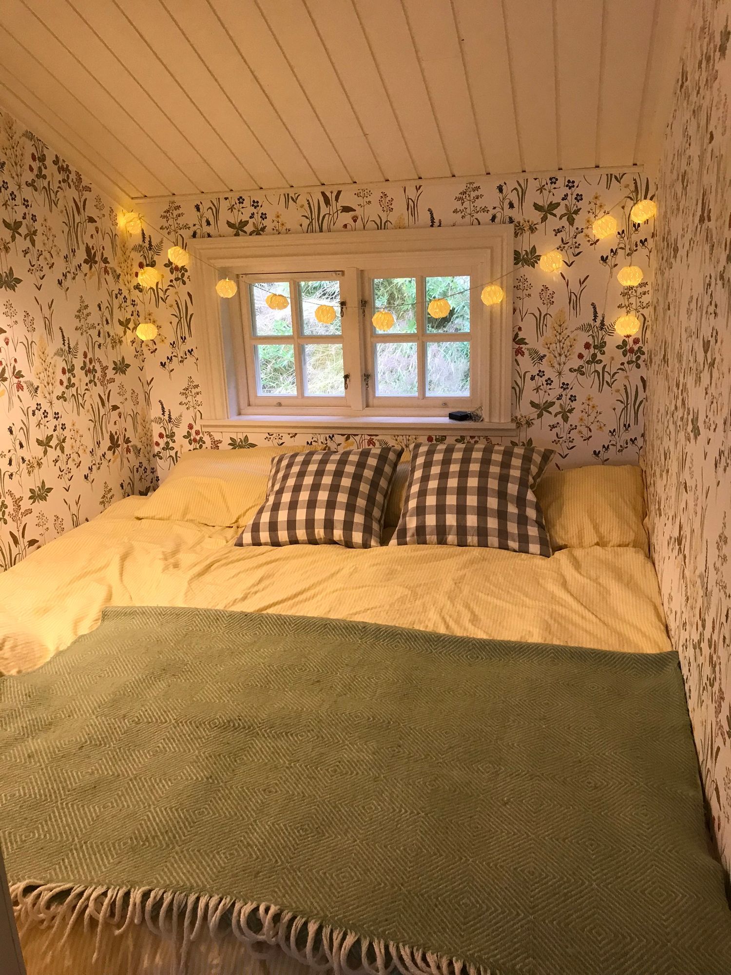 Sommarhus vid sjön Sommen – bild 14 av 24