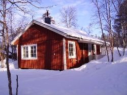 Cottage in magnificent mountain scenery