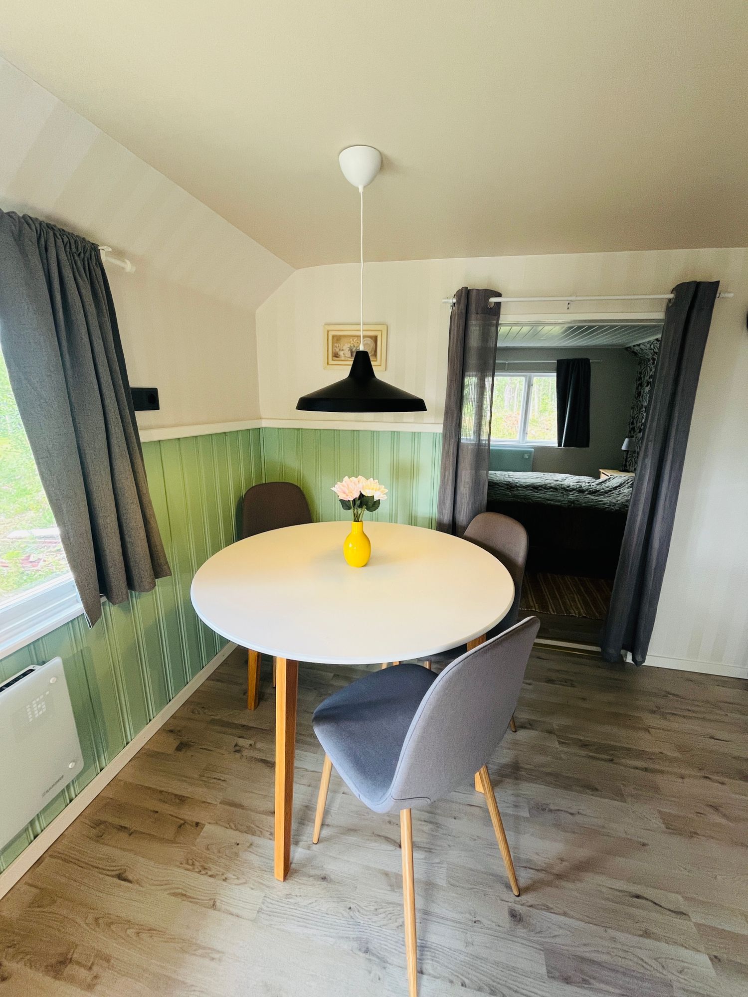 Mysig stuga i svenska Lappland – bild 5 av 17