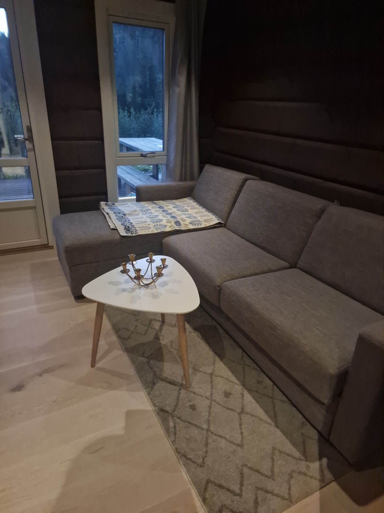 Mysig lodge med fantastiskt läge vid Sadelexpress – bild 13 av 21