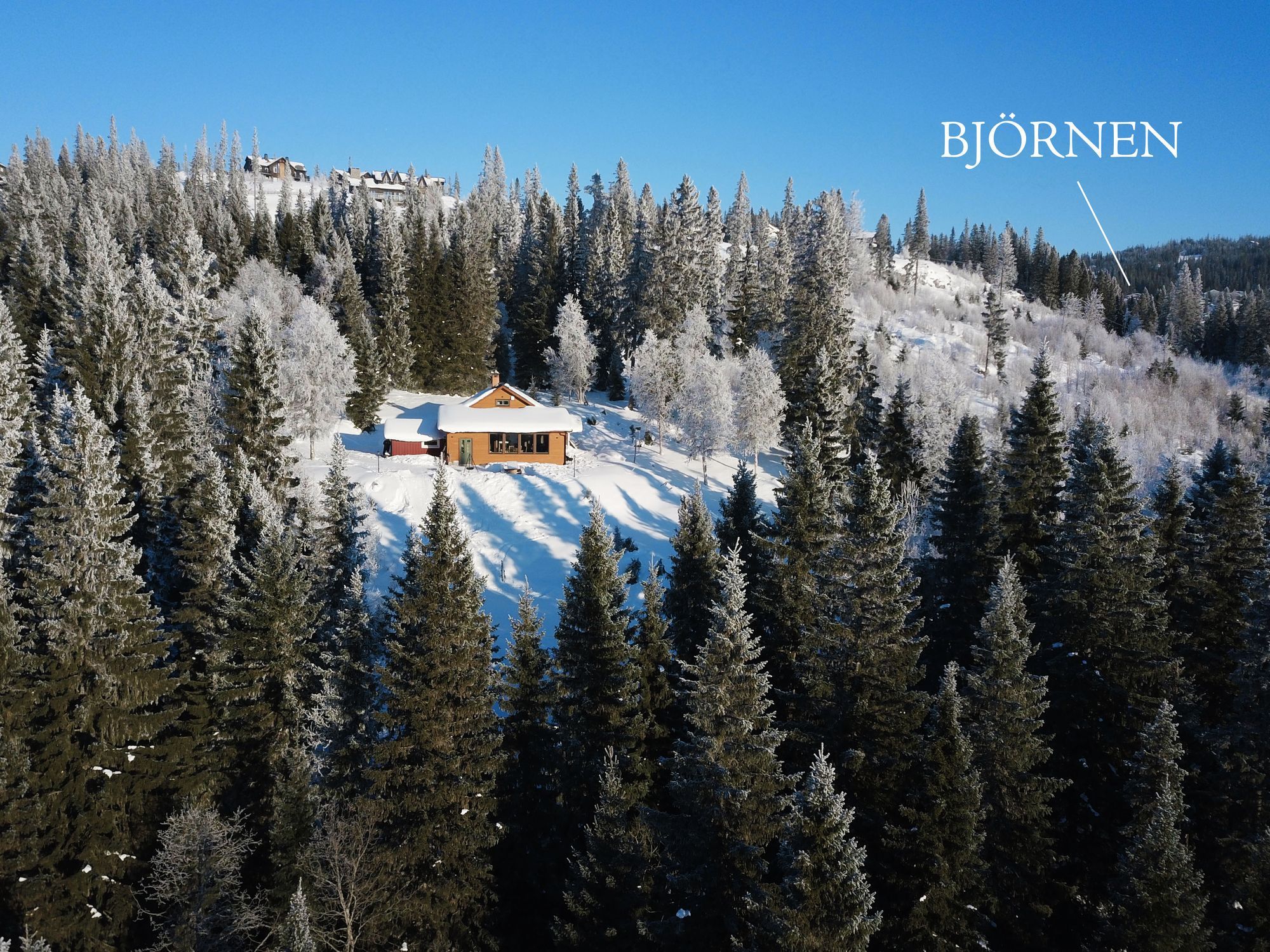 Mysig fjällstuga med ski-in/ski-out 🏔️ – bild 3 av 24