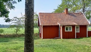 Mysig stuga i Ekenäs 3,5 mil söder om Kalmar