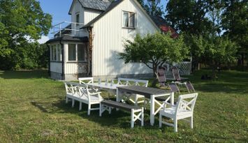 Stort hus i Bunge nära Fårö och Bungenäs, 2 familj
