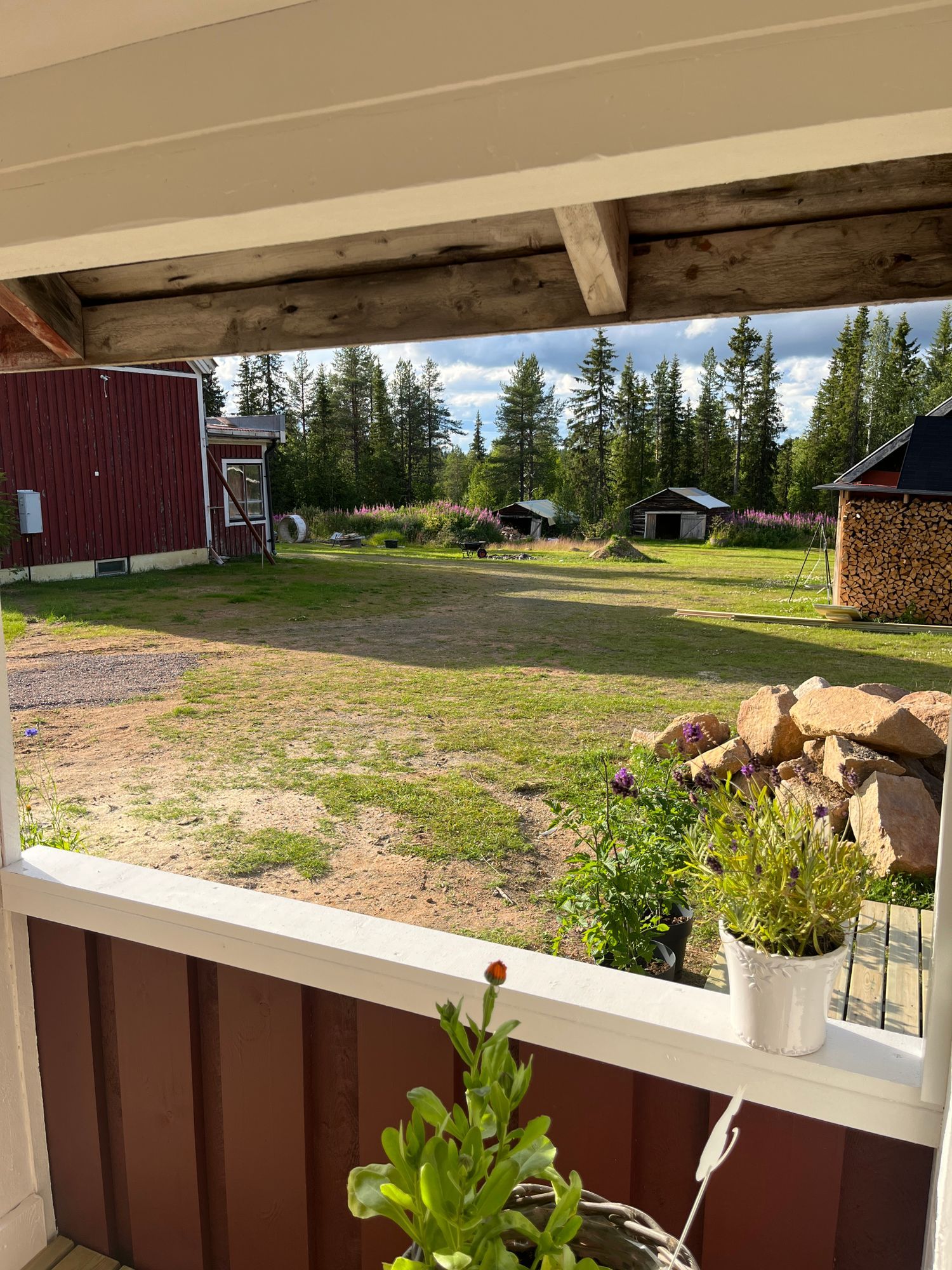 Mysig stuga i svenska Lappland – bild 15 av 17